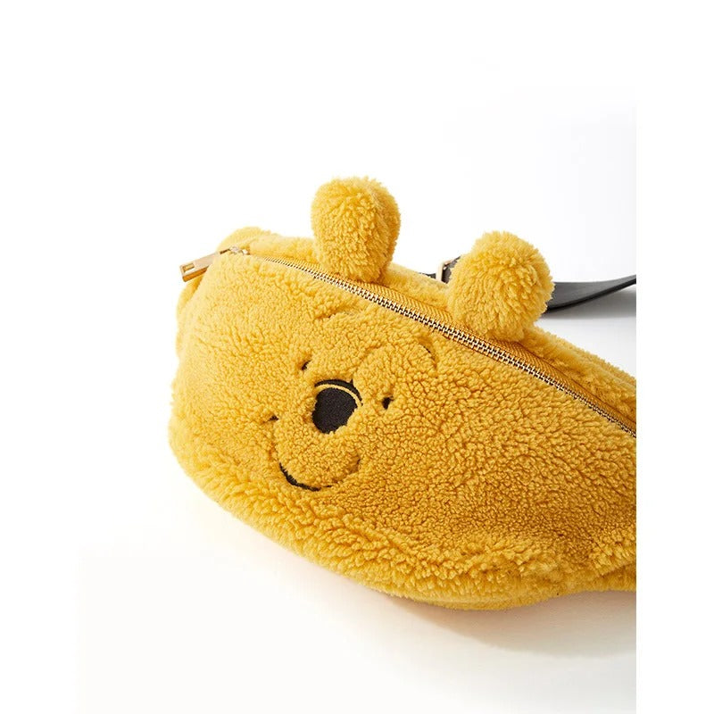 Sac-banane-enfant-Winnie-grande-capacite-face-doux