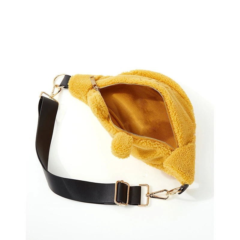 Sac-banane-enfant-Winnie-grande-capacite-ouvert