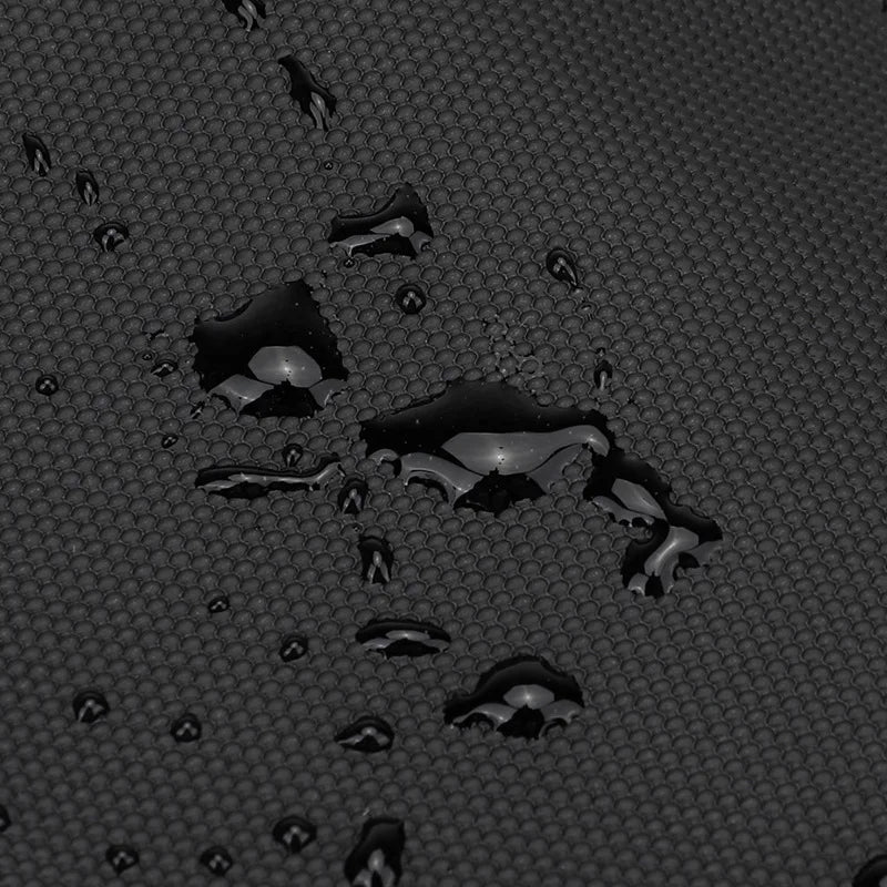 sacoche homme impermeable avec des gouttes sur la matiere etanche