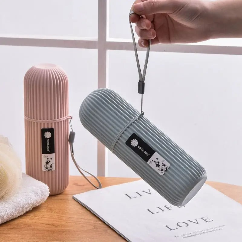 Porte-brosse-a-dent-BrushGuard-Livre