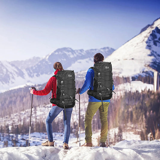 Sac-a-dos-randonnee-TrailBuddy-couple-ski