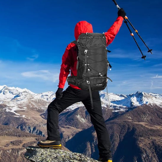 Sac-a-dos-randonnee-TrailBuddy-sommet