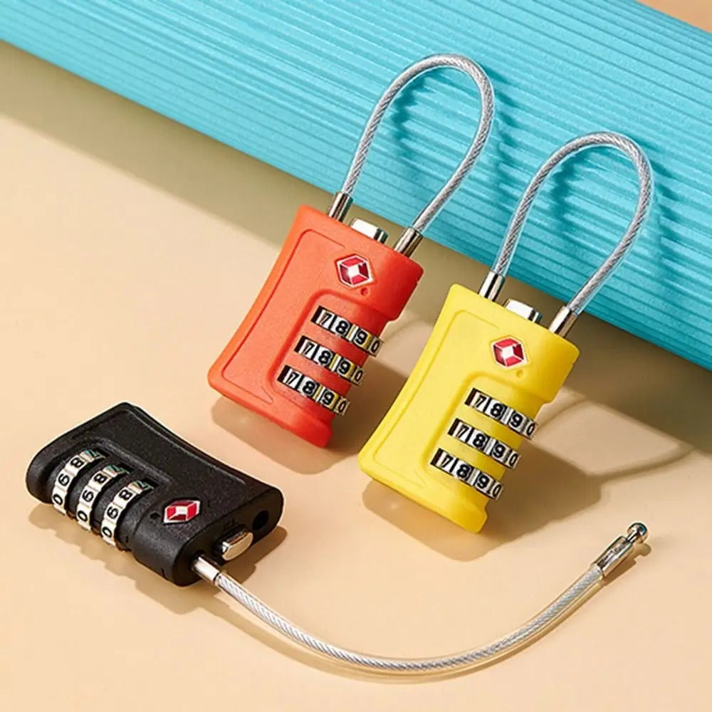 trois cadenas pour valise avion coloré voyage
