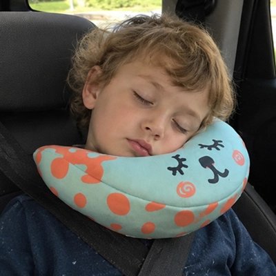 coussin voyage enfant vert