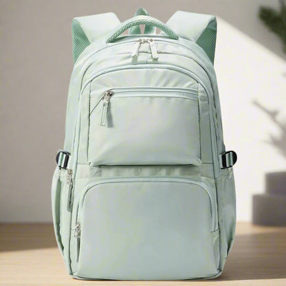 sac-a-dos-femme-voyage-polyvalent-utilisable-au-quotidien-design