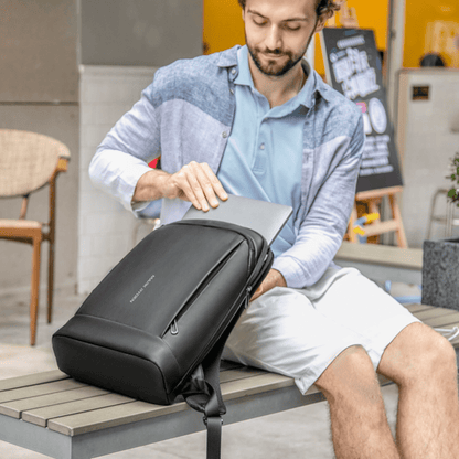 sac a dos ordinateur minimaliste et etanche pratique