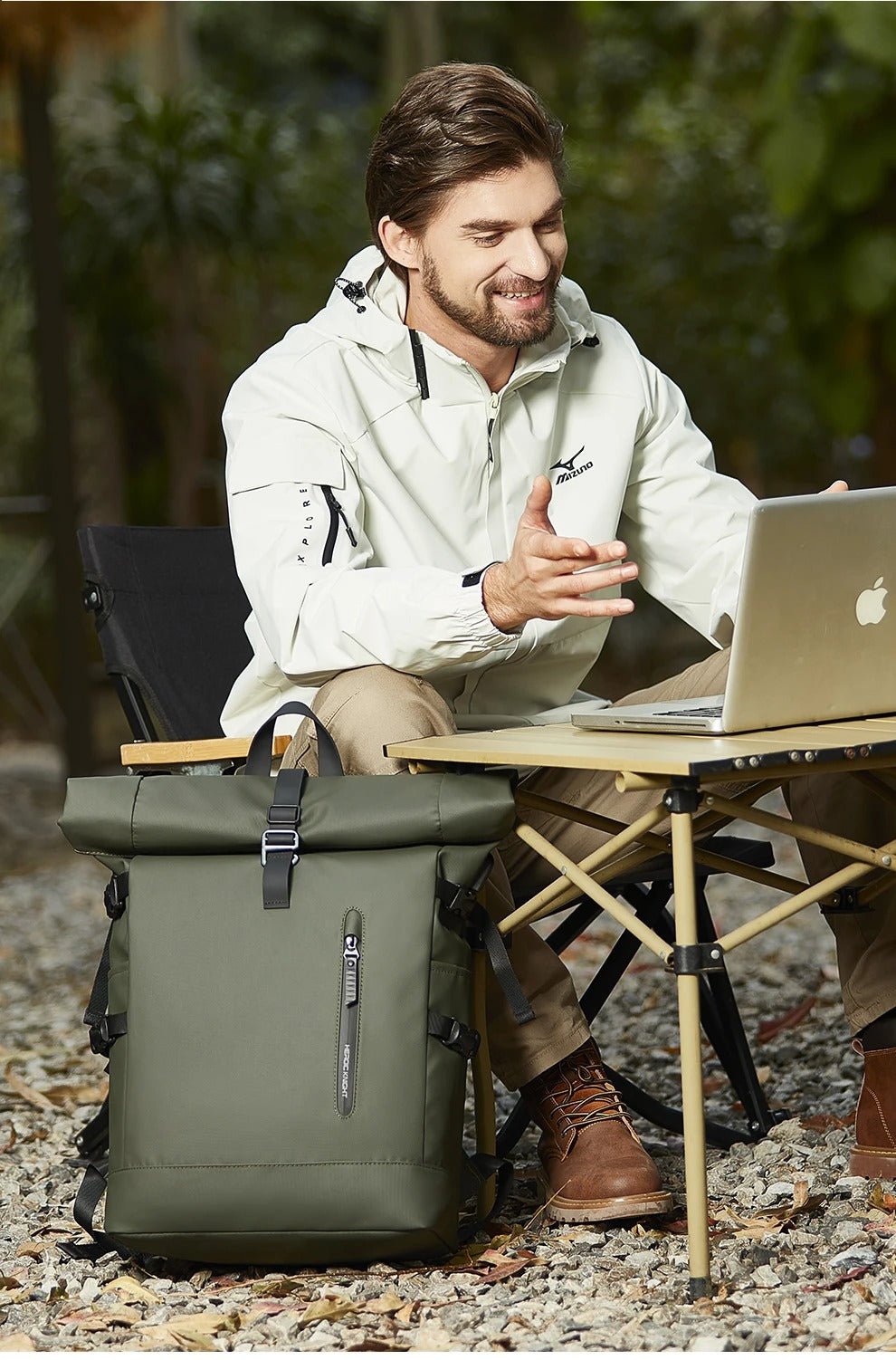 sac a dos roll top backpack avec port usb camping