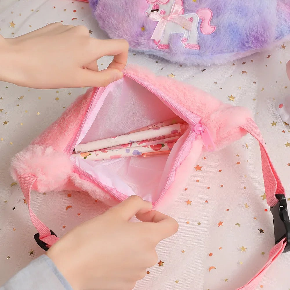 sac banane enfant fille coloree peluche compartiment principal ouvert