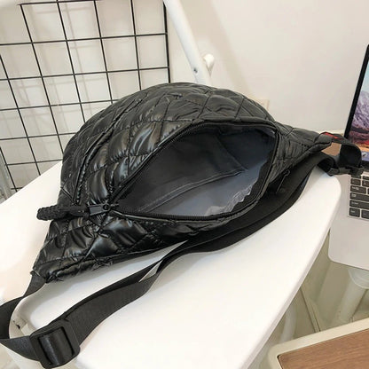 sac banane femme matelasse ouvert