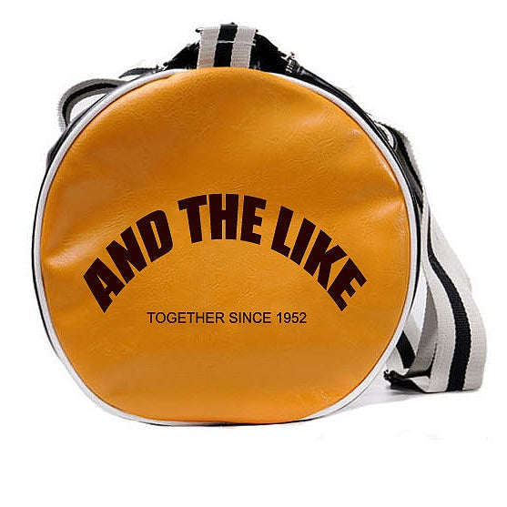 coté d'un un sac week end et sport vintage