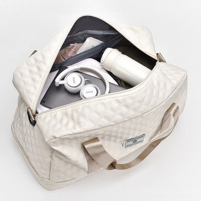 sac week-end femme léger beige rempli