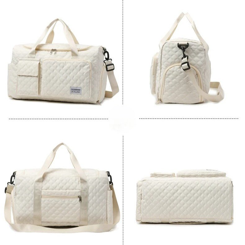 vue a 360 d'un sac week-end matelassé beige