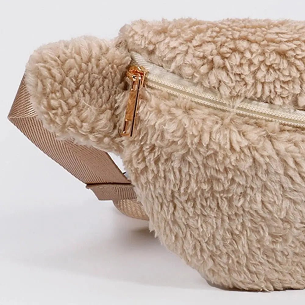 zoom sac banane moumoute en fourrure